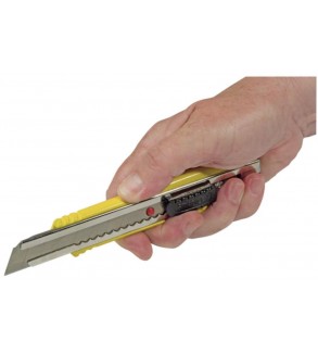 0-10-421,CUTTER FATMAX 18MM