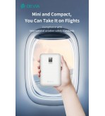 MINI Power Bank Ultra4 da 22,5 W Con 2 cavi integrati 20000 mAh Silver